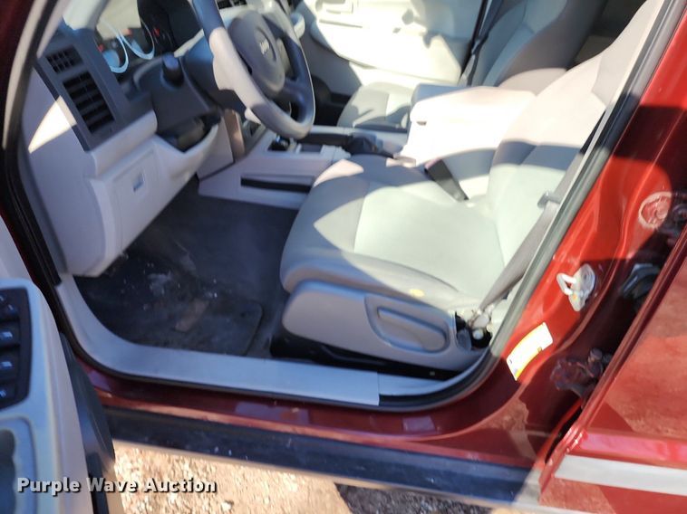 image for item LJ9528 2008 Jeep Liberty SUV