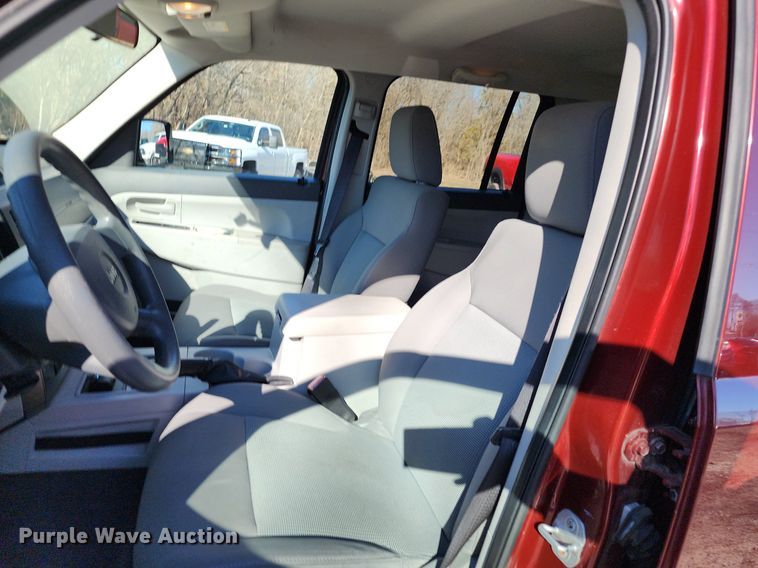 image for item LJ9528 2008 Jeep Liberty SUV