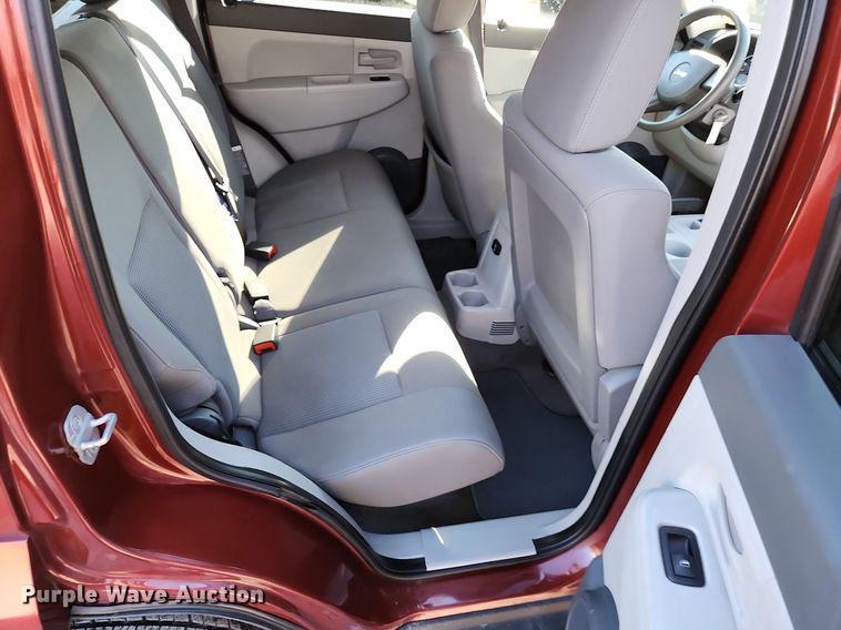 image for item LJ9528 2008 Jeep Liberty SUV