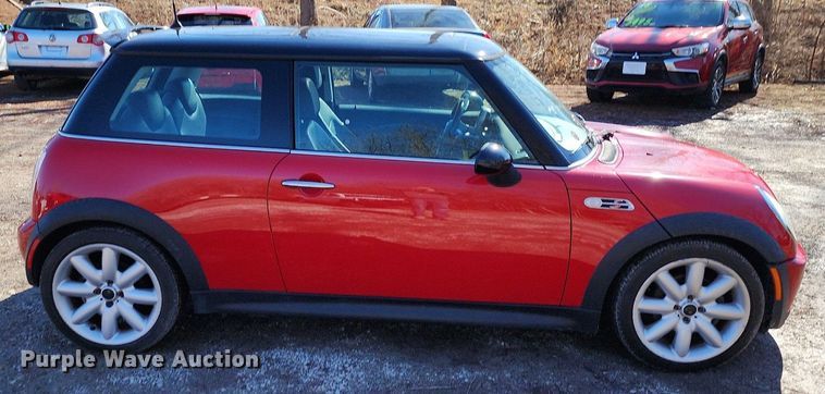 image for item LJ9530 2004 Mini Cooper S 
