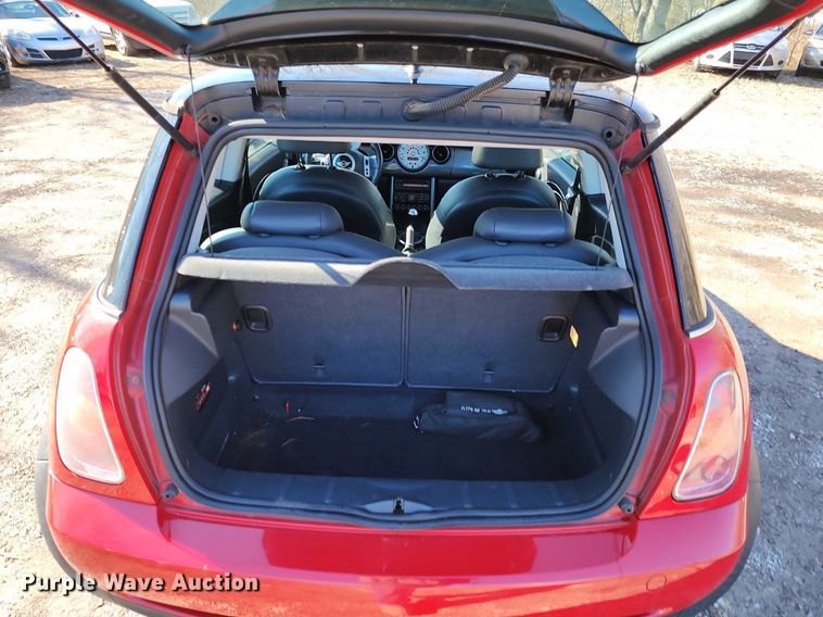 image for item LJ9530 2004 Mini Cooper S 