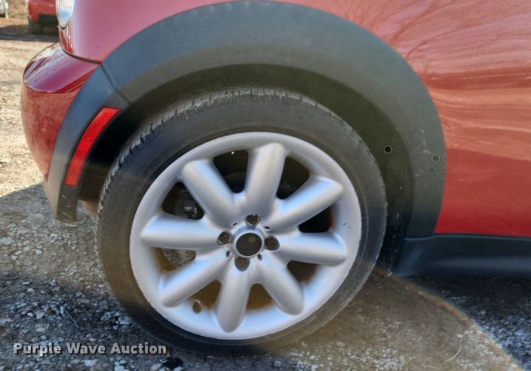 image for item LJ9530 2004 Mini Cooper S 