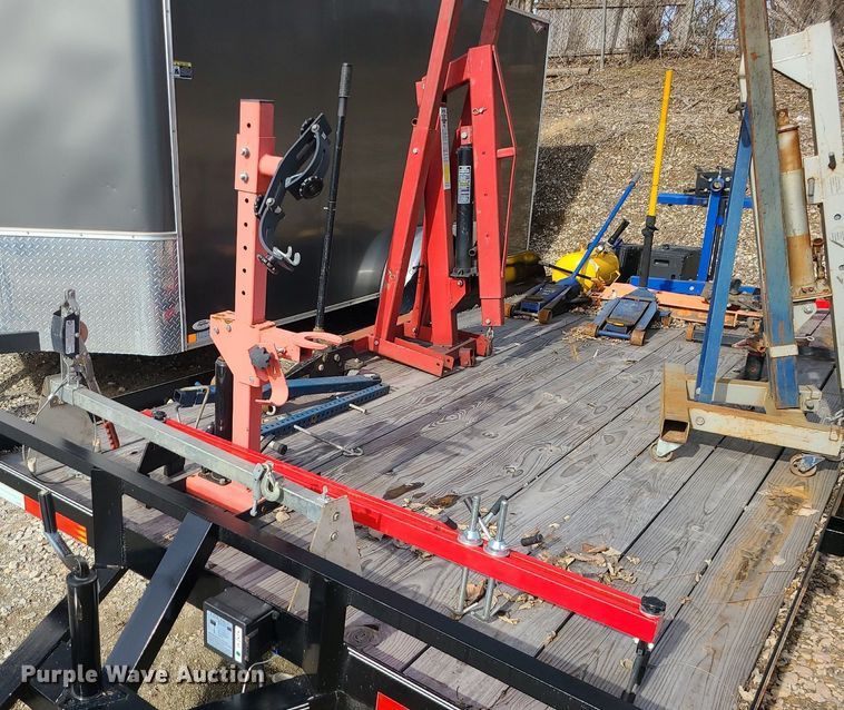 image for item LJ9535 Shop tools