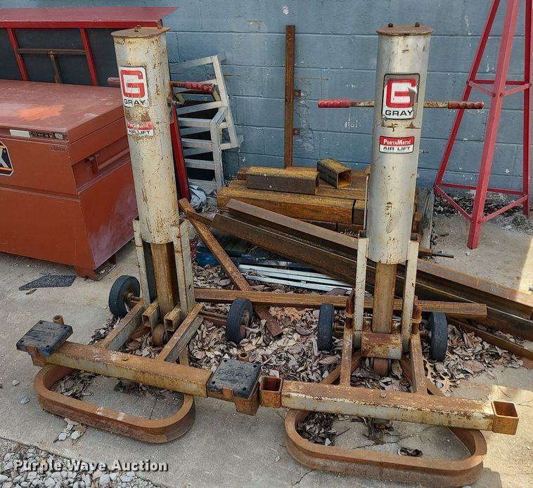 image for item LJ9535 Shop tools