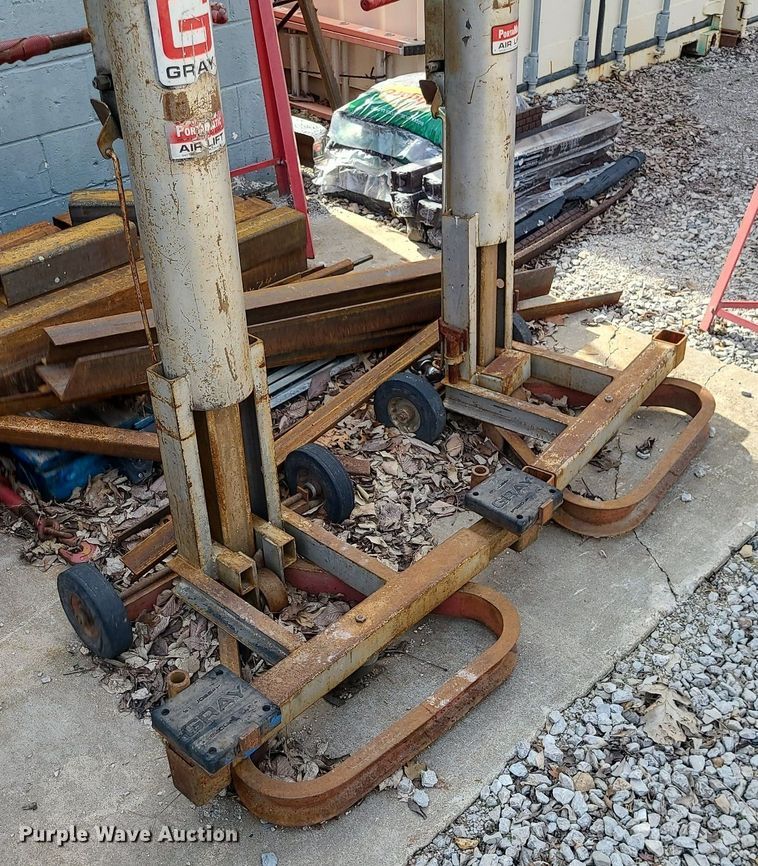 image for item LJ9535 Shop tools