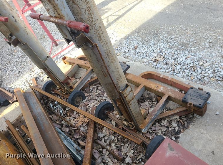 image for item LJ9535 Shop tools