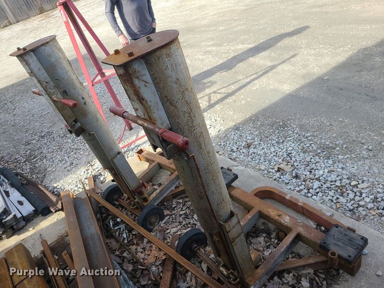 image for item LJ9535 Shop tools