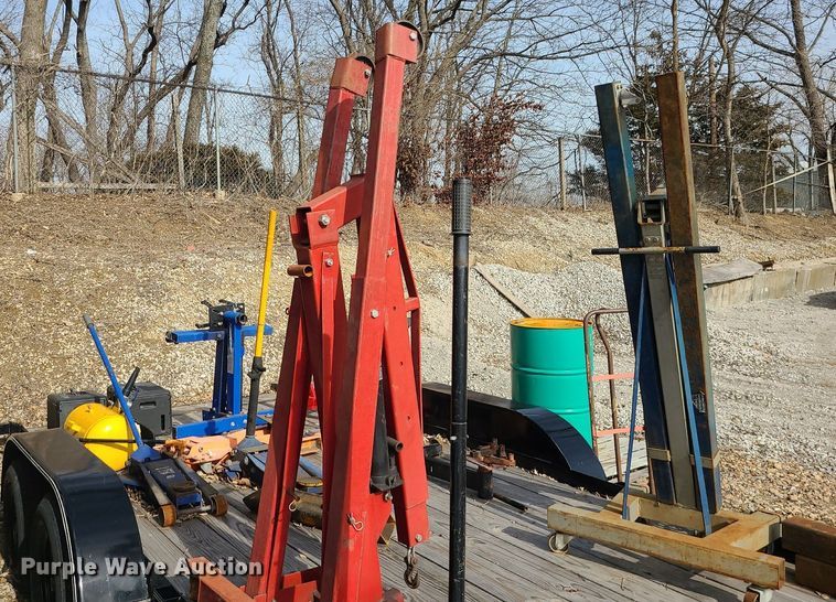 image for item LJ9535 Shop tools