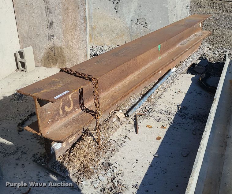 image for item LJ9539 (2) steel I-beams