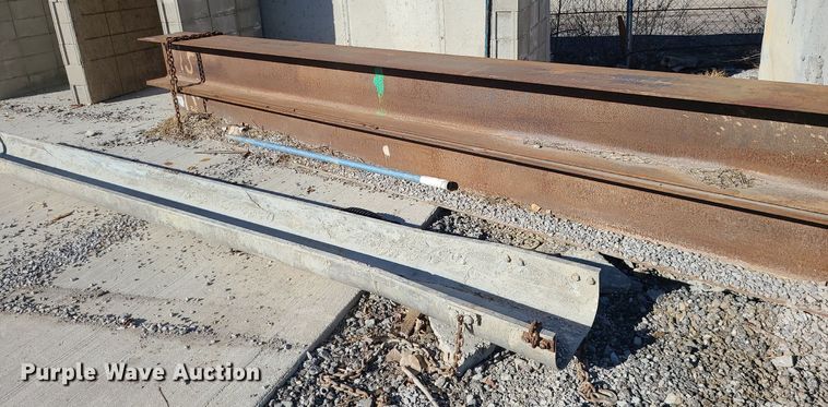 image for item LJ9539 (2) steel I-beams