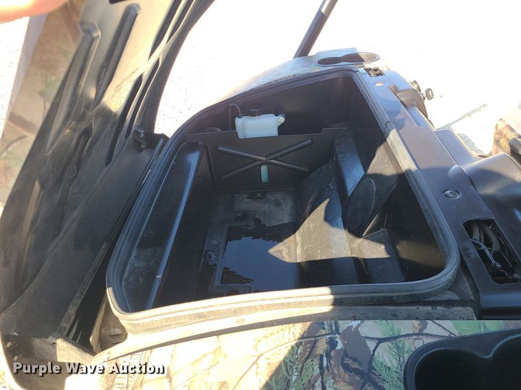 image for item LJ9540 2018 Kawasaki 4010 Mule utility vehicle