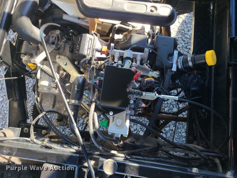 image for item LJ9540 2018 Kawasaki 4010 Mule utility vehicle