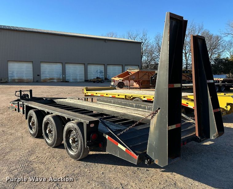 image for item LK9774 2009 Belshe  T18-3EP equipment trailer
