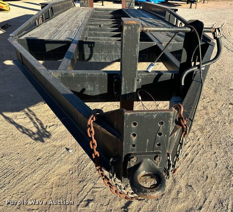 image for item LK9774 2009 Belshe  T18-3EP equipment trailer