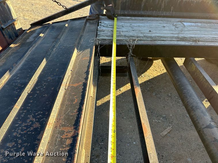 image for item LK9774 2009 Belshe  T18-3EP equipment trailer