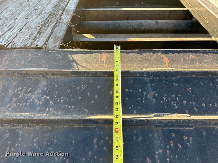 image for item LK9774 2009 Belshe  T18-3EP equipment trailer