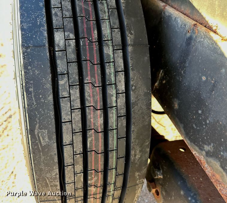 image for item LK9774 2009 Belshe  T18-3EP equipment trailer