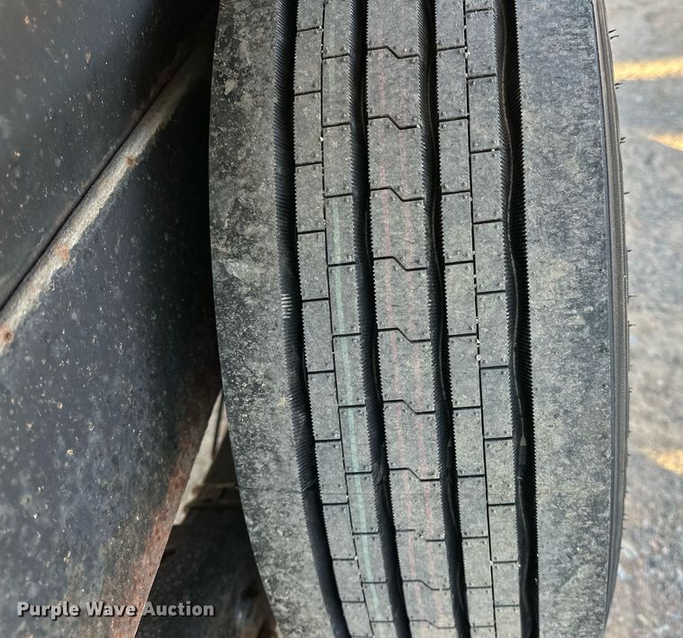 image for item LK9774 2009 Belshe  T18-3EP equipment trailer