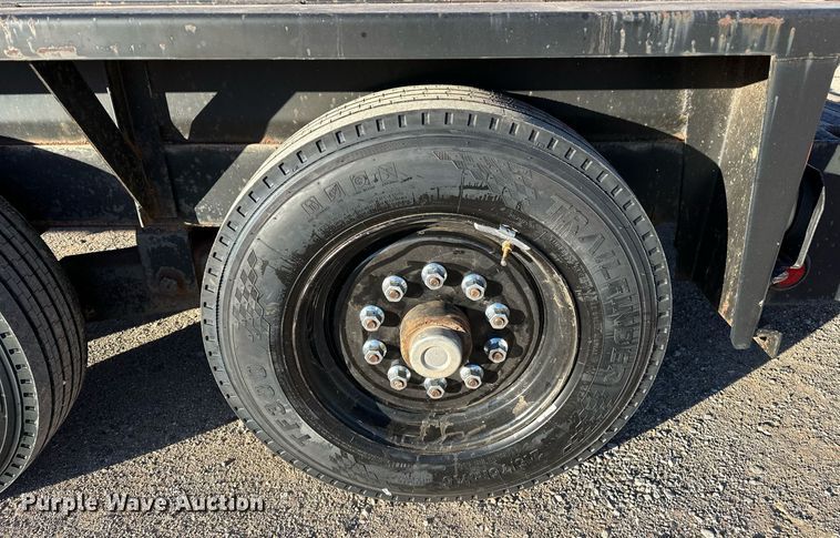 image for item LK9774 2009 Belshe  T18-3EP equipment trailer