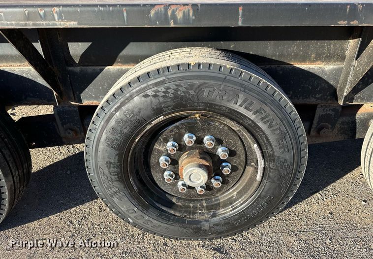 image for item LK9774 2009 Belshe  T18-3EP equipment trailer