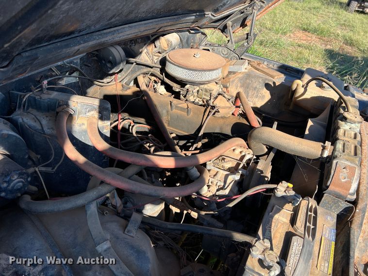 image for item LV9161 1981 Jeep J10 pickup truck