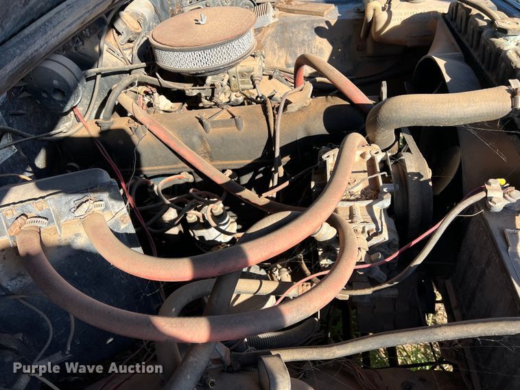 image for item LV9161 1981 Jeep J10 pickup truck