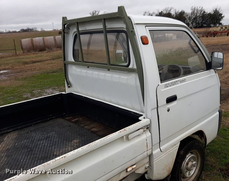 image for item LY9019 1990 Suzuki Carry 660 mini truck