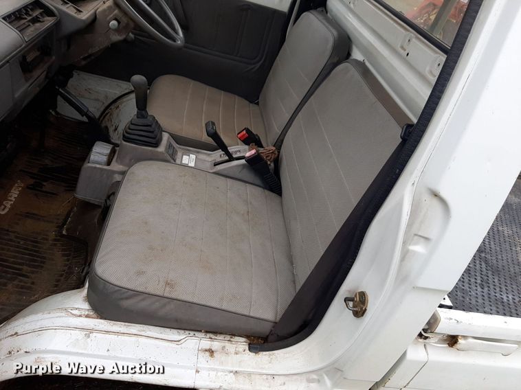 image for item LY9019 1990 Suzuki Carry 660 mini truck