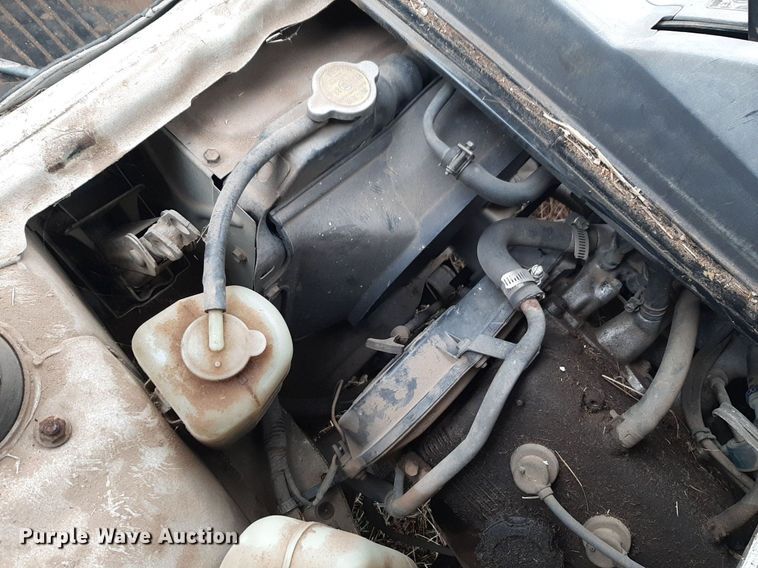 image for item LY9019 1990 Suzuki Carry 660 mini truck