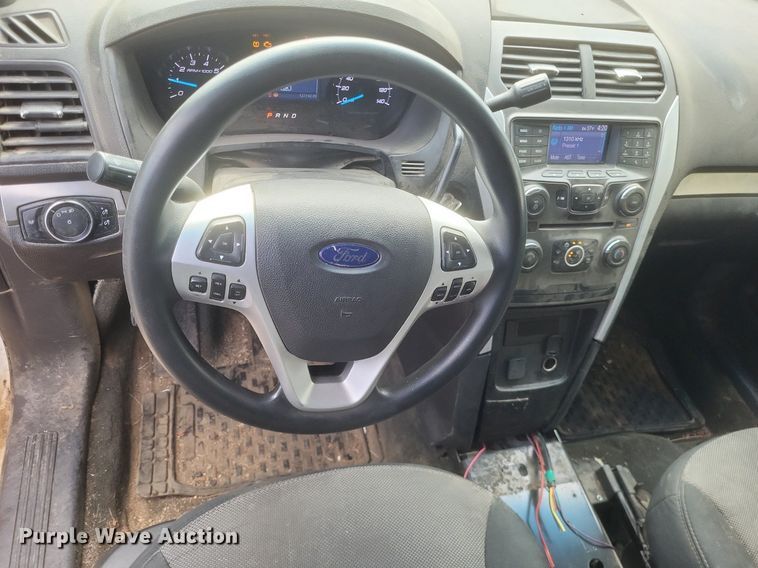 image for item MI9845 2014 Ford Explorer Police Interceptor SUV