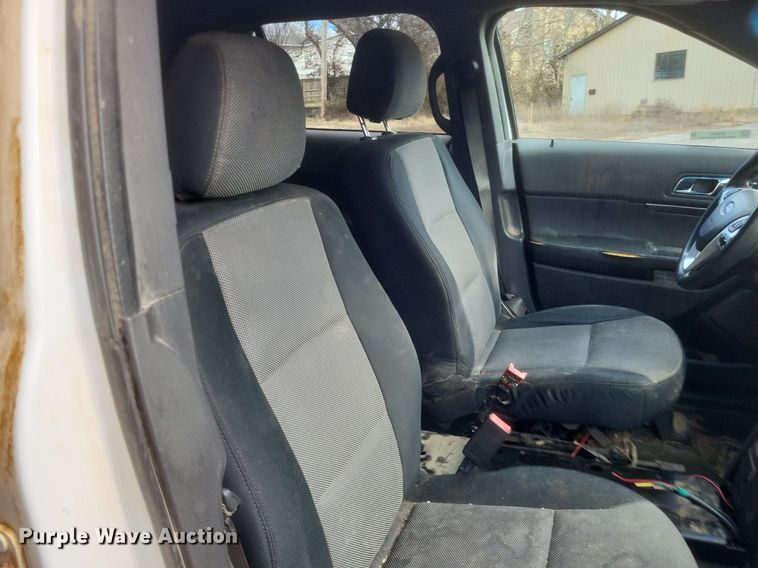 image for item MI9845 2014 Ford Explorer Police Interceptor SUV