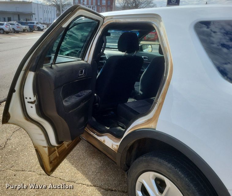 image for item MI9845 2014 Ford Explorer Police Interceptor SUV