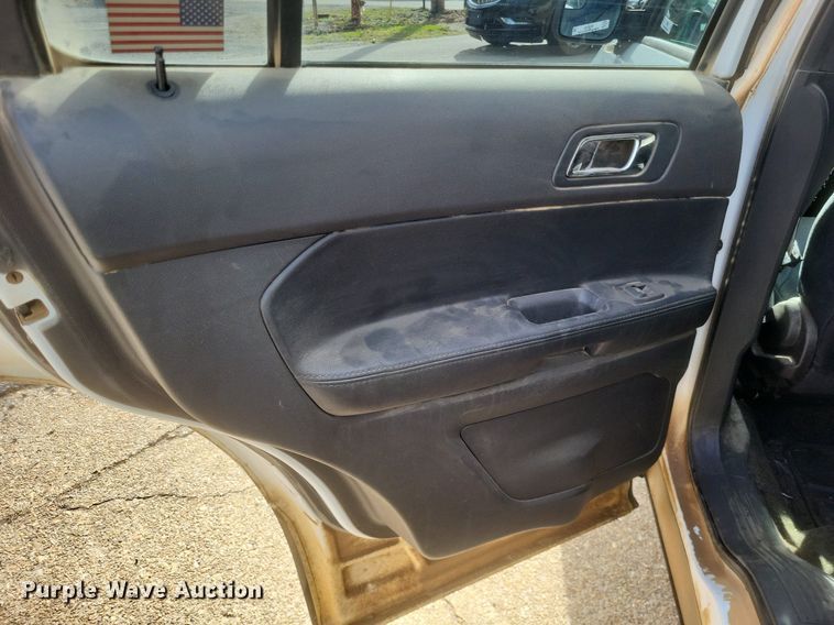 image for item MI9845 2014 Ford Explorer Police Interceptor SUV