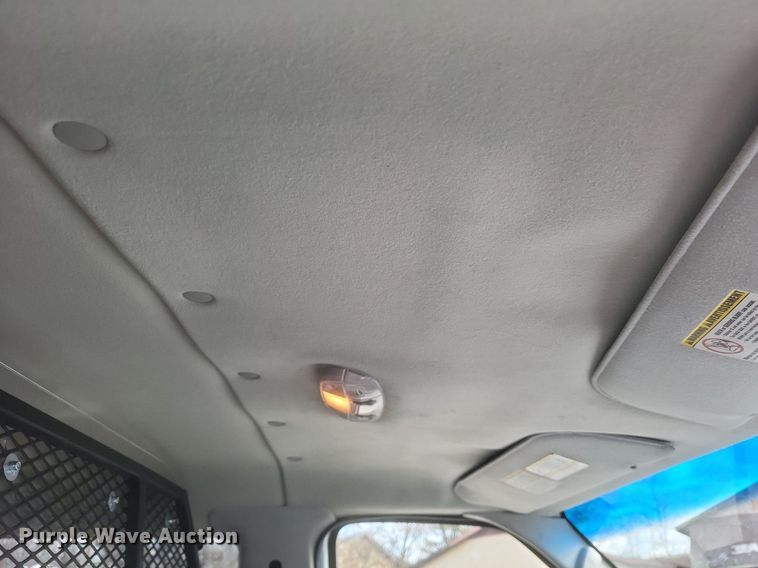 image for item MI9847 2007 Ford E350 Super Duty XLT police van