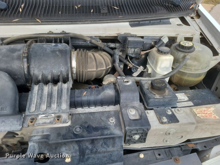 image for item MI9847 2007 Ford E350 Super Duty XLT police van