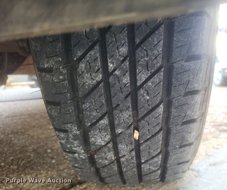 image for item MI9847 2007 Ford E350 Super Duty XLT police van