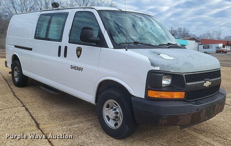 image for item MI9848 2007 Chevrolet Express  police van