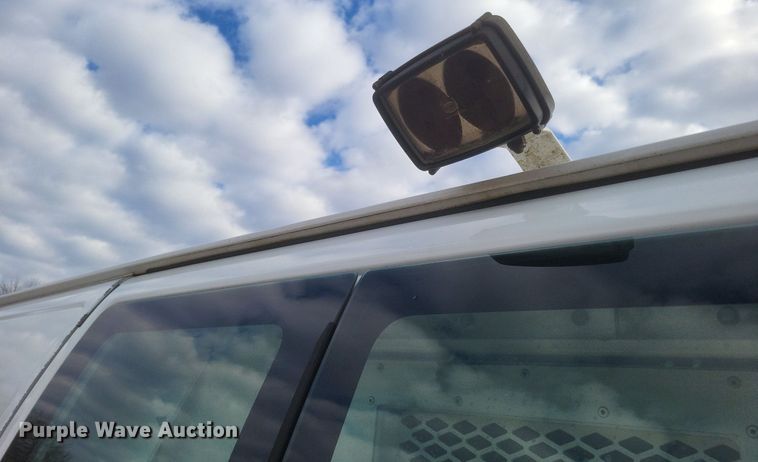 image for item MI9848 2007 Chevrolet Express  police van