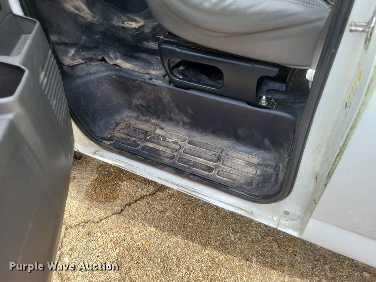 image for item MI9848 2007 Chevrolet Express  police van