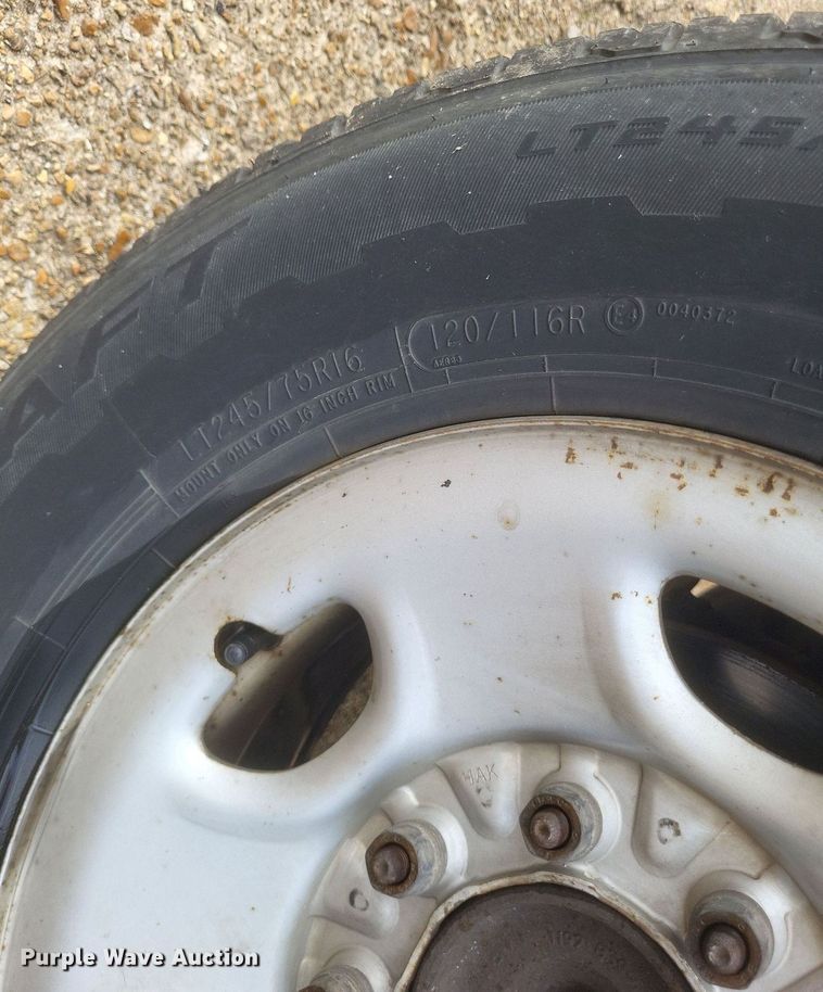 image for item MI9848 2007 Chevrolet Express  police van