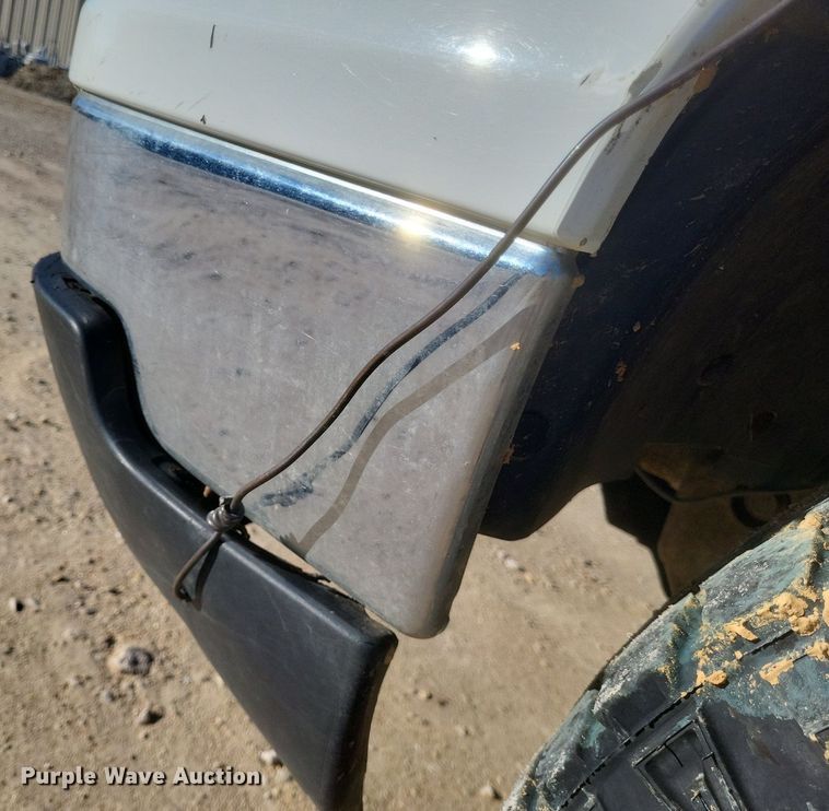 image for item MI9922 2006 Chevrolet Silverado 1500  Ext. Cab pickup truck