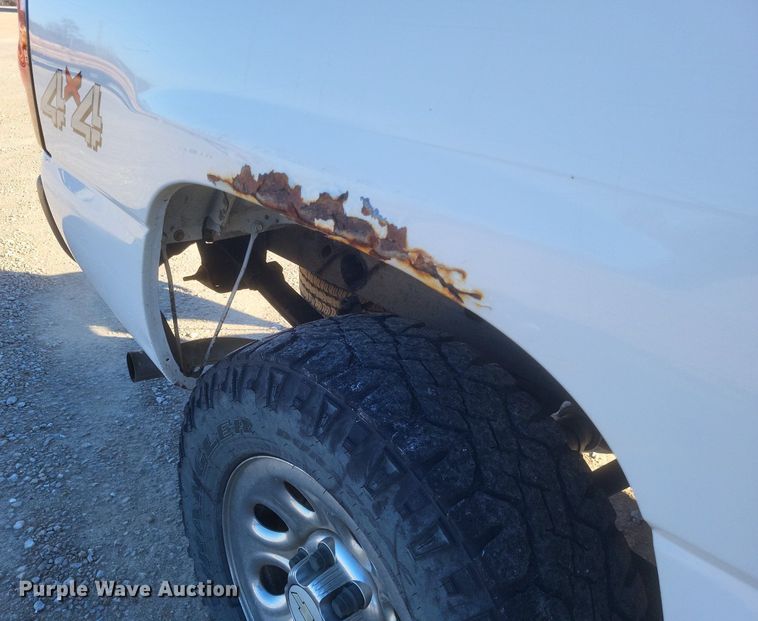 image for item MI9922 2006 Chevrolet Silverado 1500  Ext. Cab pickup truck