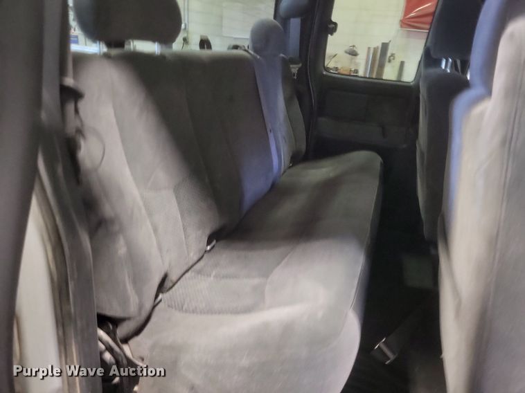 image for item MI9922 2006 Chevrolet Silverado 1500  Ext. Cab pickup truck