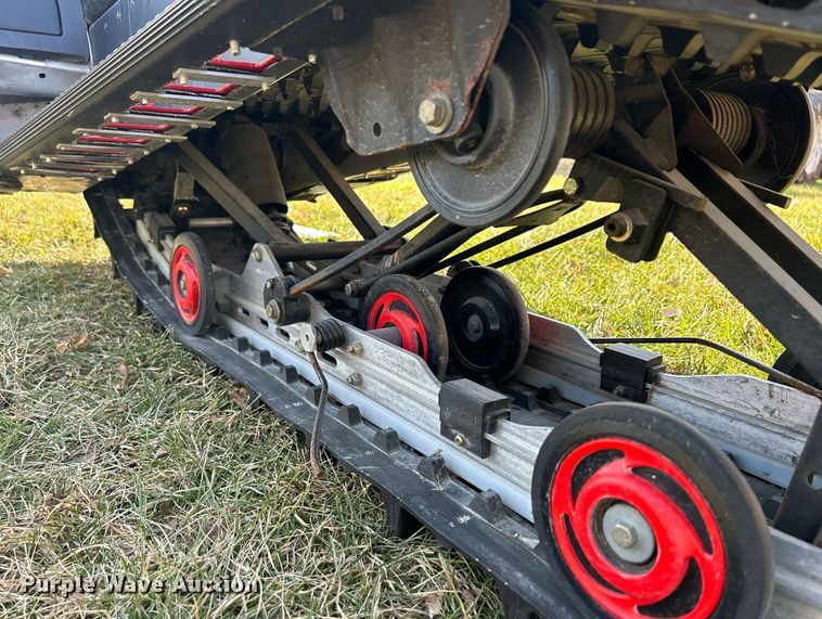 image for item MO9139 2006 Polaris RMZ 700 snowmobile