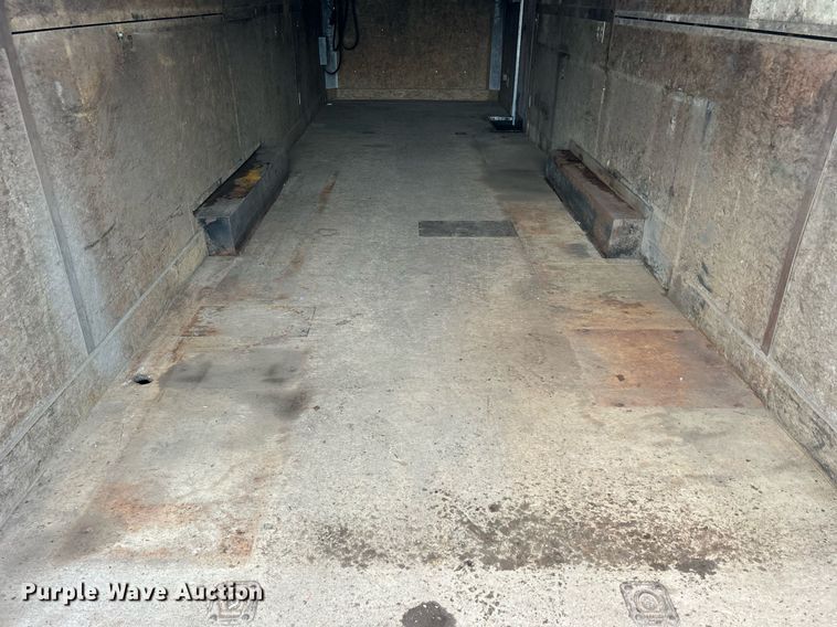 image for item MO9151 2014 Stealth  enclosed cargo trailer