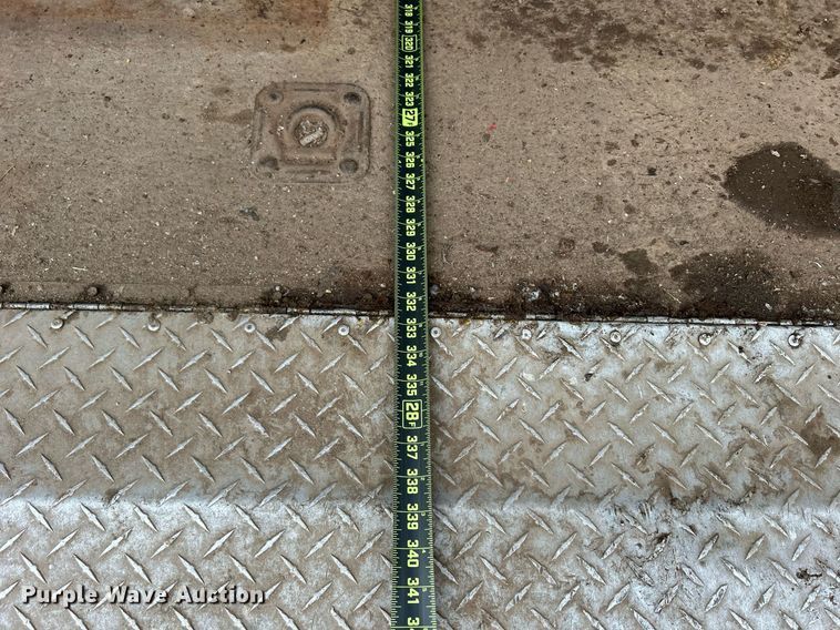 image for item MO9151 2014 Stealth  enclosed cargo trailer