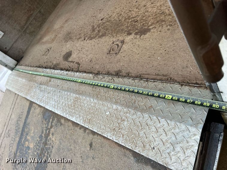 image for item MO9151 2014 Stealth  enclosed cargo trailer