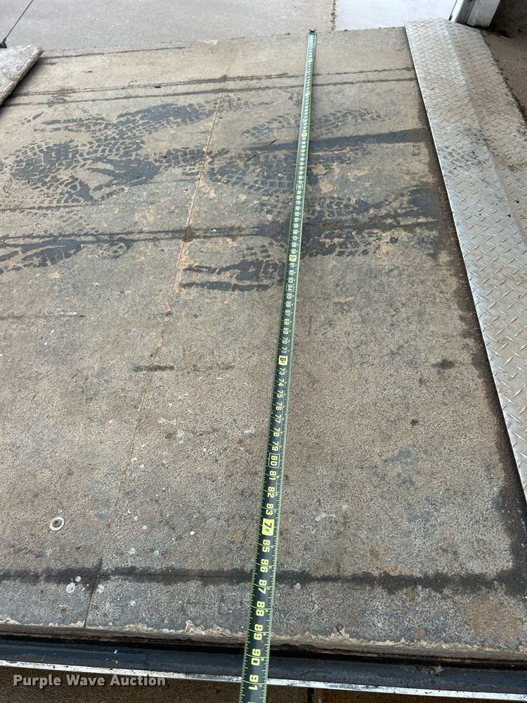 image for item MO9151 2014 Stealth  enclosed cargo trailer