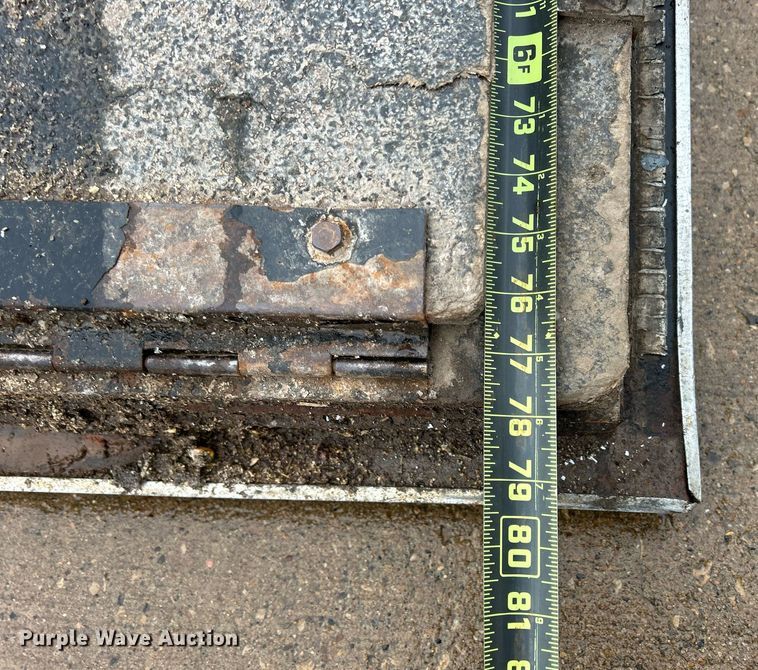 image for item MO9151 2014 Stealth  enclosed cargo trailer