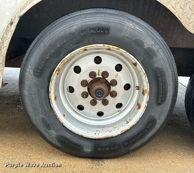 image for item MO9151 2014 Stealth  enclosed cargo trailer